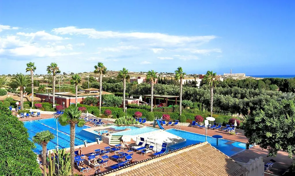 Igv Club Baia Samuele Hotel Sampieri 4*,